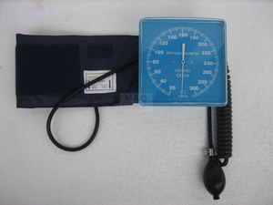 Clock Type Aneroid Sphygmomanometer